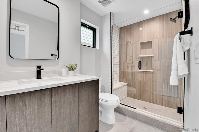 2168 S Ash St, Townhouse with 3 bedrooms, 4 bathrooms and 3 parking in Denver CO | Image 24