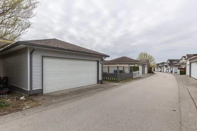 36275 S Auguston Parkway, House other with 4 bedrooms, 3 bathrooms and 3 parking in Abbotsford BC | Image 39