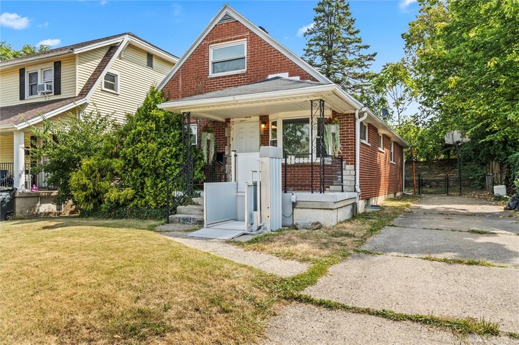 Santa Cruz Ave, Dayton, OH 45410