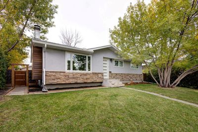 9616 Alcott Rd Se, House other with 4 bedrooms, 2 bathrooms and 2 parking in Calgary AB | Image 2