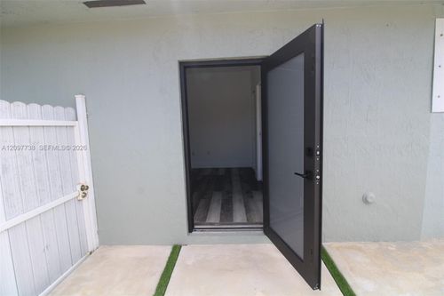 3481 Nw 212th St, Miami Gardens, FL, 33056-1017 | Card Image