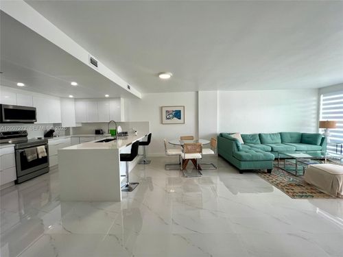1011-155 Ocean Lane Dr, Key Biscayne, FL, 33149-1467 | Card Image
