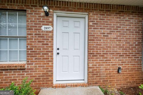 2897 Spruce Cir, snellville, GA, 30078-5703 | Card Image