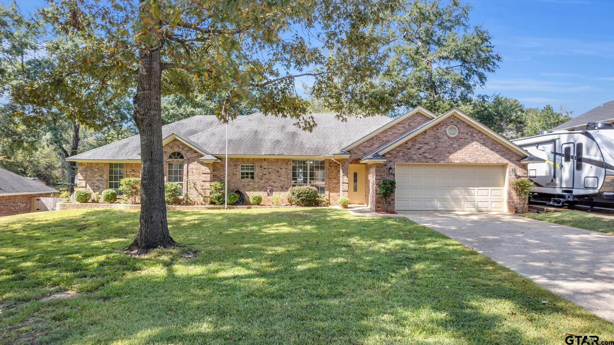 Corey Dr, Whitehouse, TX 75791