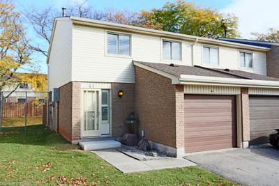 41 - 150 Gateshead Cres, Townhouse with 3 bedrooms, 1 bathrooms and 3 parking in Stoney Creek ON | Image 1