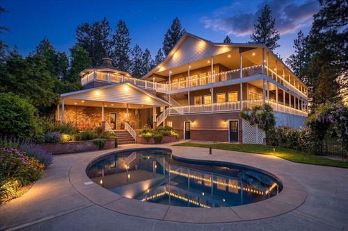 2012 S Molter Rd, Liberty Lake, WA, 99019-8725 | Card Image