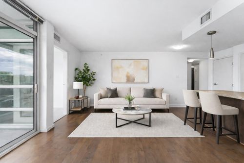 503-89 W 2nd Avenue, Vancouver, BC, V5Y0G9 | Card Image