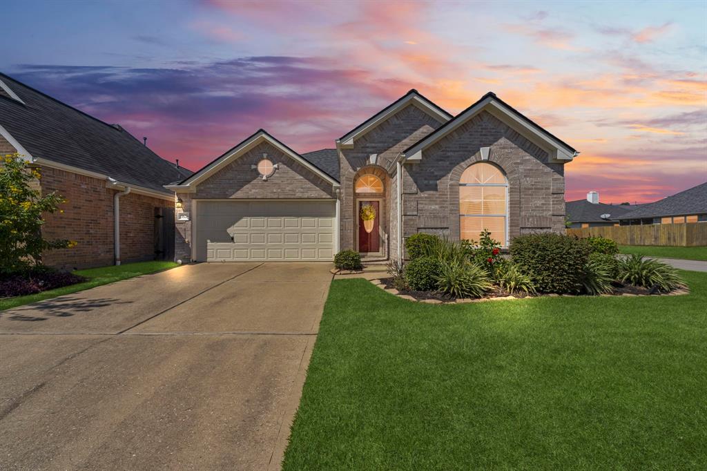 Cottage Ivy Cir, Tomball, TX 77377
