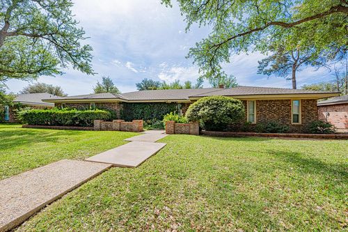 2305 Culpeper Dr, Midland, TX, 79705-6314 | Card Image