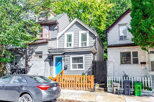111 Jones Ave, Toronto, ON, M4M2Z7 | Card Image