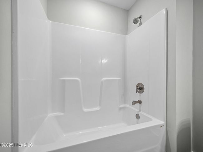 266 Sandy Cove Ln, Townhouse with 3 bedrooms, 4 bathrooms and null parking in Sneads Ferry NC | Image 49