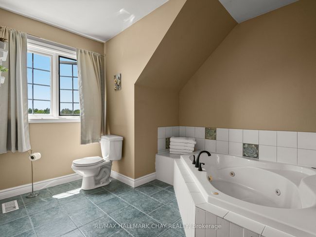 4146 Concession 5 Rd, House other with 5 bedrooms, 4 bathrooms and 10 parking in Loretto ON | Image 22