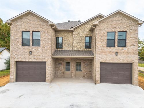 218 &amp; 220 N Elm Street, Jacksonville, AR, 72076 | Card Image