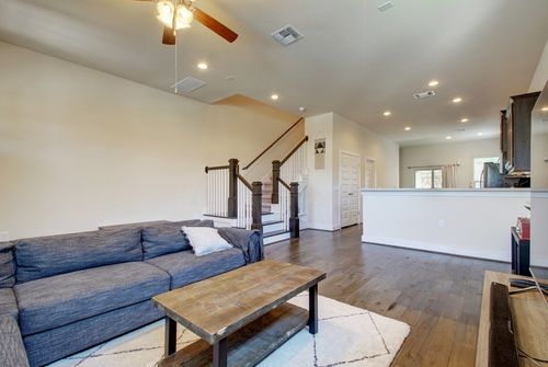 7-12205 Cottage Promenade Ct, Austin, TX, 78753-2151 | Card Image