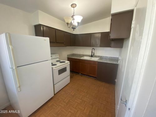 b-453 N Williams, Mesa, AZ, 85203-7466 | Card Image