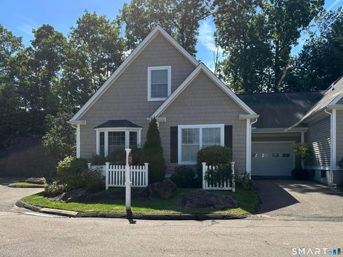 62-62 Allison Way, East Haven, CT, 06512-6004 | Card Image