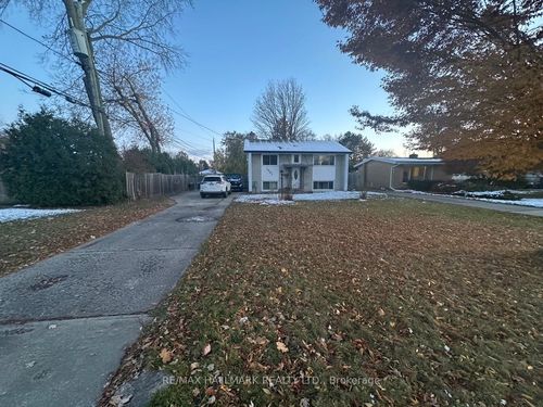 {{alt}} | Card Image