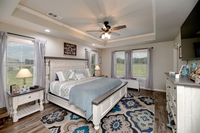 220 Hidden Meadow Trl, House other with 3 bedrooms, 2 bathrooms and null parking in Leonard TX | Image 13