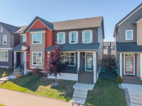 161 Highview Gate Se, Home with 4 bedrooms, 4 bathrooms and 2 parking in Airdrie AB | Card Image
