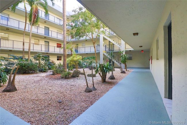 APT-3305 - 1820 N Lauderdale Ave, Condo with 1 bedrooms, 1 bathrooms and null parking in North Lauderdale FL | Image 13