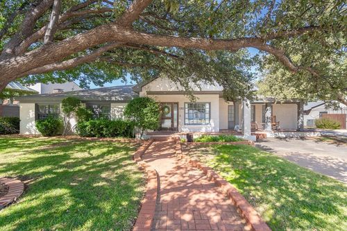 1202 Country Club Dr, Midland, TX, 79701-4115 | Card Image