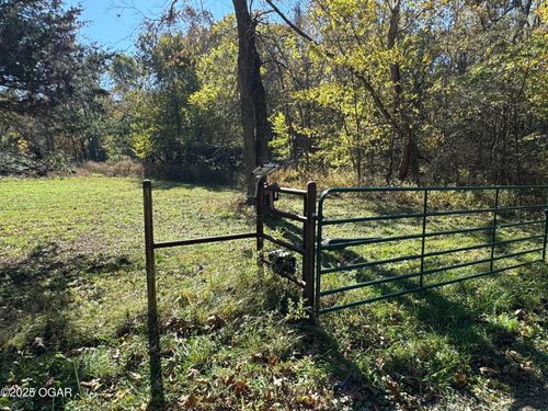 6621 N State Highway 43, Seneca, MO, 64865-8587 | Card Image