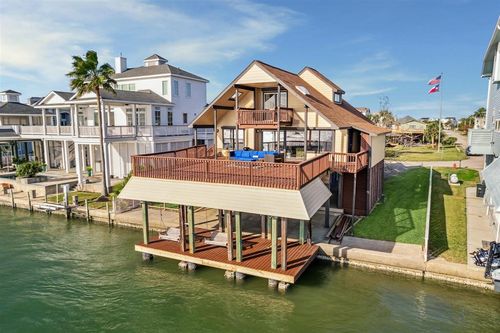 1703 Copra Street, Tiki Island, TX, 77554 | Card Image