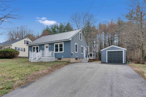 57 Franklin St, Rochester, NH, 03867-3135 | Card Image