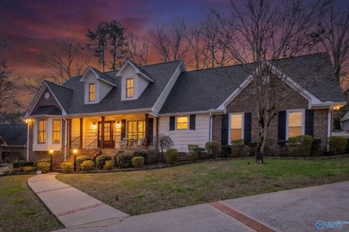 5501 Cedar Mill Dr, Guntersville, AL, 35976-2961 | Card Image