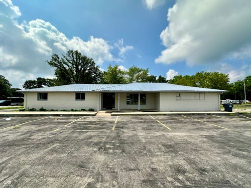 1601 E 53rd St, Anderson, IN, 46013-2825 | Card Image