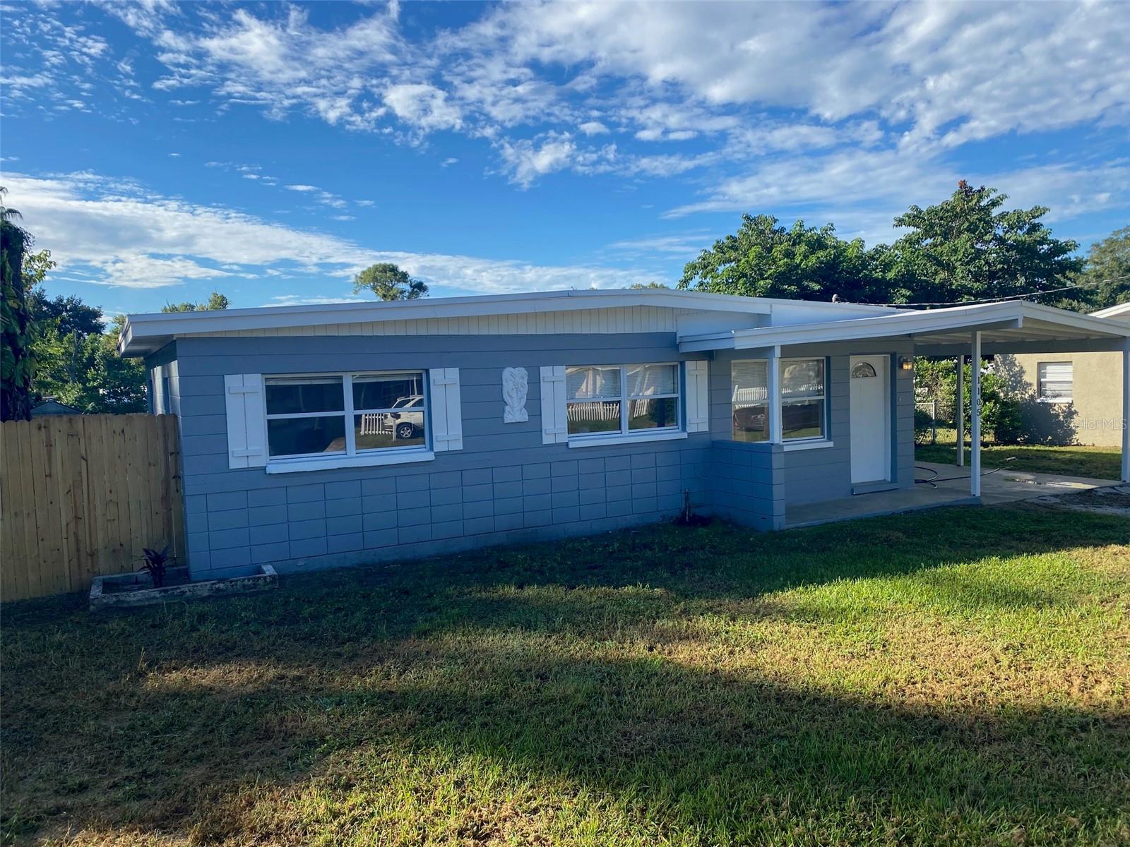 Briarwood Rd, Brandon, FL 33511
