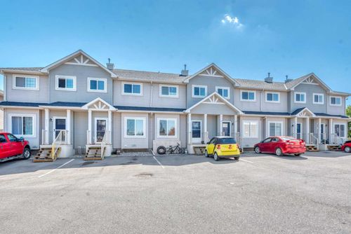 205 Strathaven Mews, Strathmore, AB, T1P1P4 | Card Image