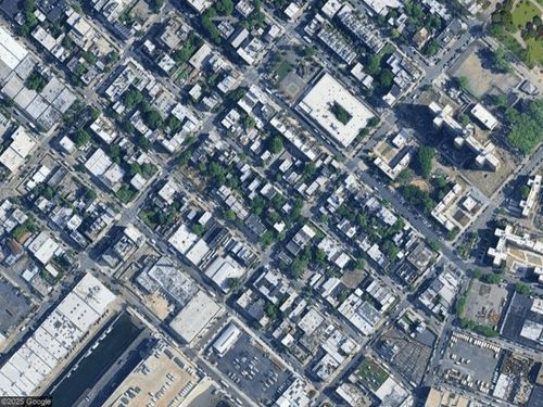 73 Dikeman St, Brooklyn, NY, 11231-1505 | Card Image