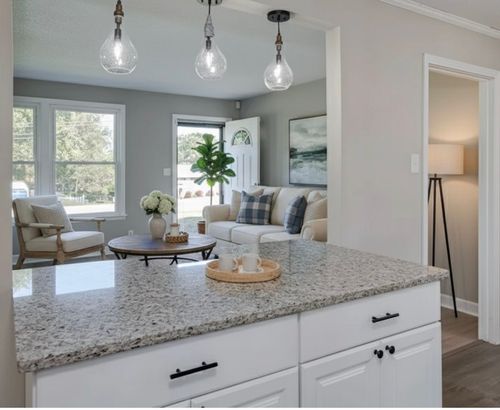 2189 Blakemore Dr, Clarksville, TN, 37040-7524 | Card Image