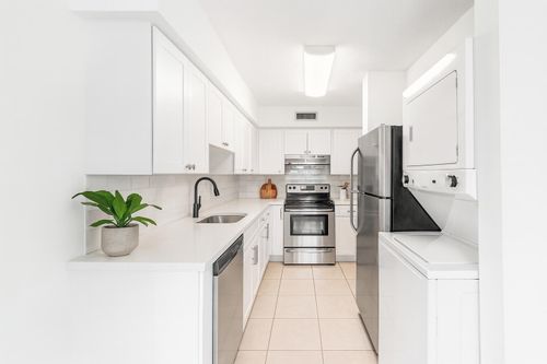 apt-d-13924 Via Flora, Delray Beach, FL, 33484-1906 | Card Image