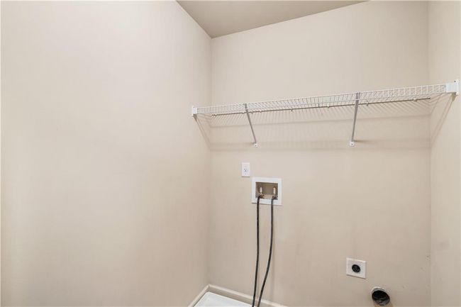7946 White Oak Loop, House other with 5 bedrooms, 4 bathrooms and 2 parking in Stonecrest GA | Image 38