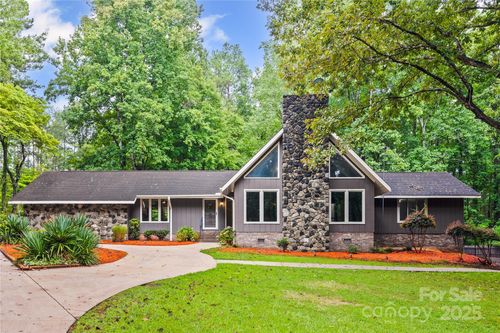 912 Pineview Lakes Rd, Chester, SC, 29706-8149 | Card Image