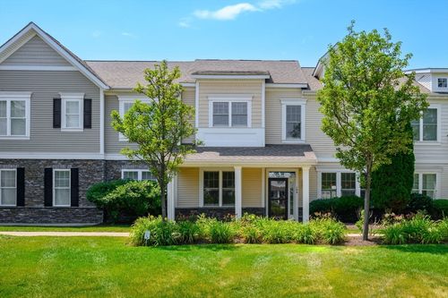 180-180 Halsted Drive, Hingham, MA, 02043 | Card Image