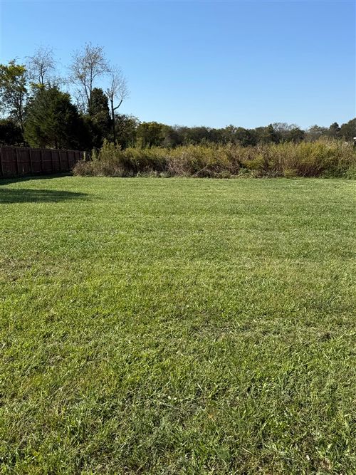 247 Old Zion Church Rd, Woodburn, KY, 42170-9767 | Card Image