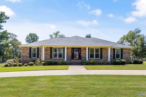 22590 Village Ln, Athens, AL, 35613-2869 | Card Image