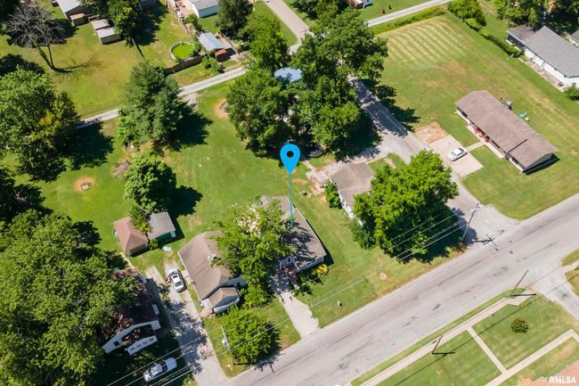 807 E Park St, House other with 3 bedrooms, 1 bathrooms and null parking in Du Quoin IL | Image 25