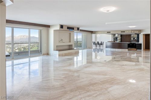 unit-1801-2777 Paradise Rd, Las Vegas, NV, 89109-9111 | Card Image