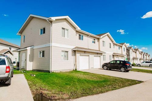 101g-8640 103 Avenue, Grande Prairie, AB, T8X0C3 | Card Image