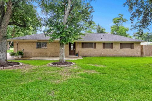 147 S John, Bridge City, TX, 77611 | Card Image
