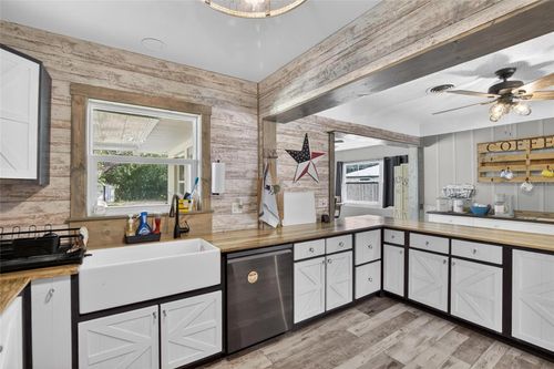 5 N Keystone Dr, CLEARWATER, FL, 33755-6121 | Card Image