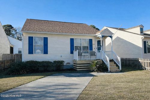 626 Varsity Dr, Wilmington, NC, 28403-8444 | Card Image