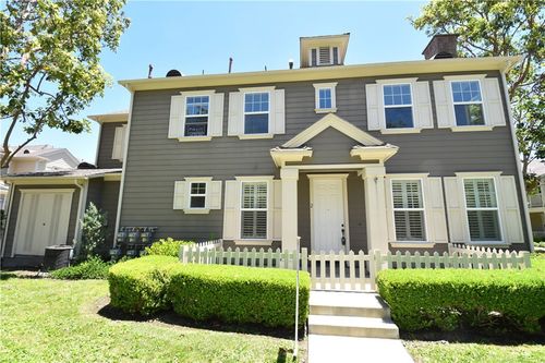 2 Lynde St, Ladera Ranch, CA, 92694-1058 | Card Image