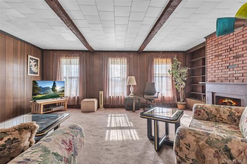 956 Paulding St, Peekskill, NY, 10566-2709 | Card Image