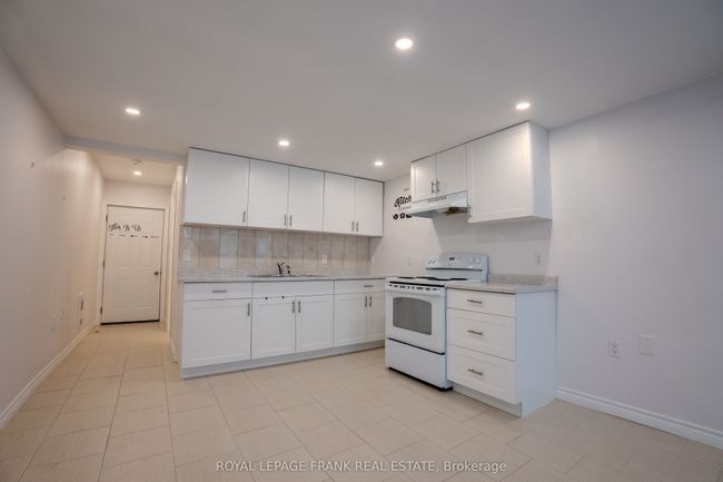 4075 County Rd 121, Home with 4 bedrooms, 5 bathrooms and 4 parking in Kinmount ON | Image 7