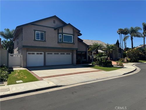 21041 Shaw Ln, Huntington Beach, CA, 92646-7141 | Card Image